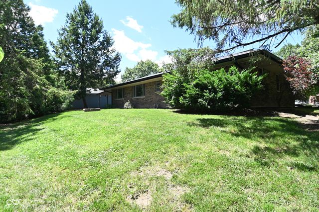 6831 Whisper Oaks Court, Indianapolis, IN 46214