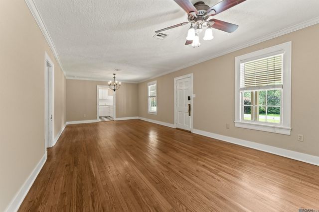 5717 Burgundy Ave, Baton Rouge, LA 70806