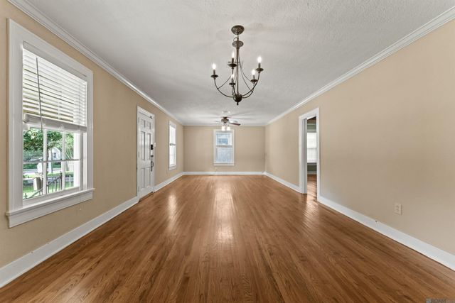 5717 Burgundy Ave, Baton Rouge, LA 70806