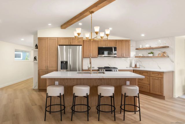 10111 Pinnacle, La Mesa, CA 91941