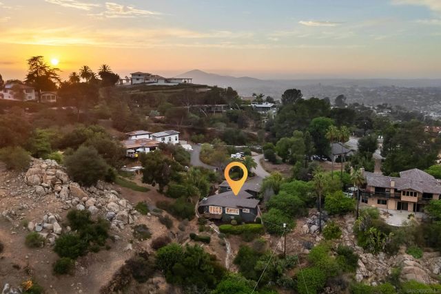 10111 Pinnacle, La Mesa, CA 91941