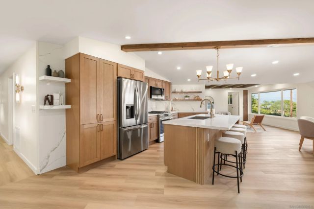 10111 Pinnacle, La Mesa, CA 91941