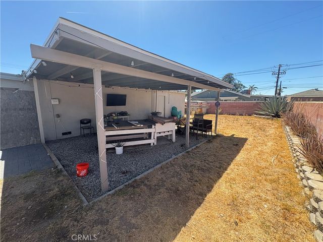 8568 Evergreen, Fontana, CA 92335