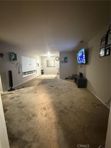 8568 Evergreen, Fontana, CA 92335