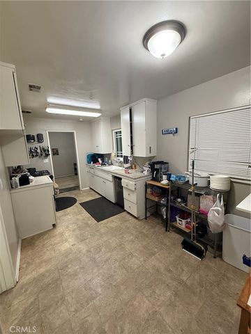 8568 Evergreen, Fontana, CA 92335