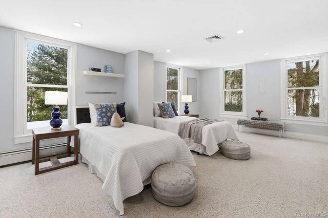 276 Quaker Road, Chappaqua, NY 10514