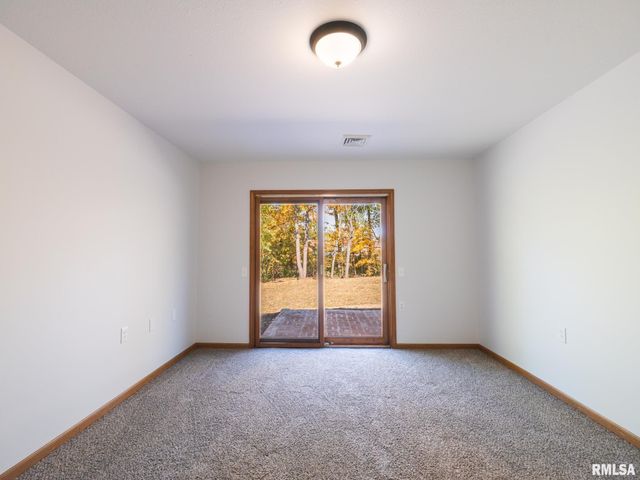 3311 W RICHWOODS Boulevard, Peoria, IL 61604