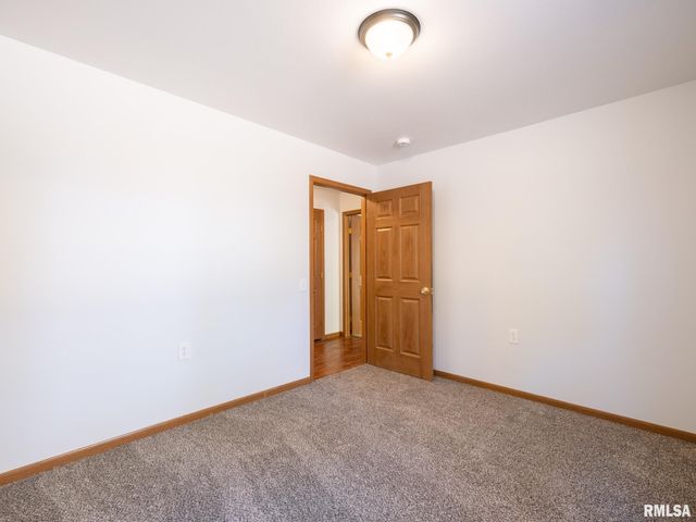 3311 W RICHWOODS Boulevard, Peoria, IL 61604