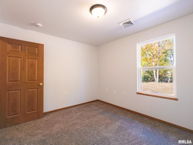 3311 W RICHWOODS Boulevard, Peoria, IL 61604