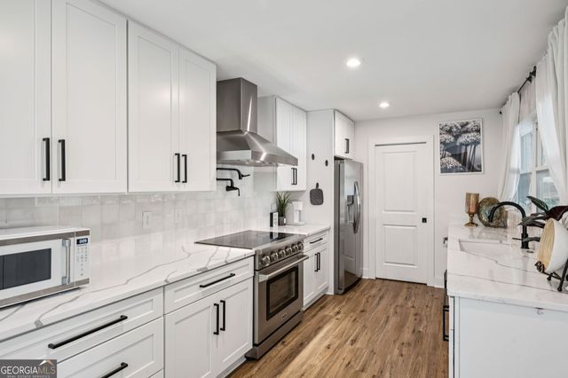 2432 Kelly Lake Drive, Decatur, GA 30032
