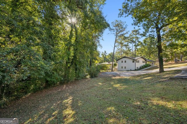 2432 Kelly Lake Drive, Decatur, GA 30032