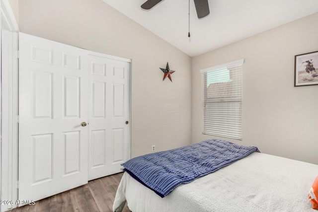 7724 W TOPEKA Drive W, Glendale, AZ 85308