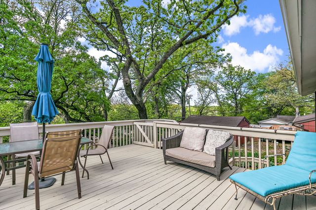 602 Delaware Drive, Lake In The Hills, IL 60156
