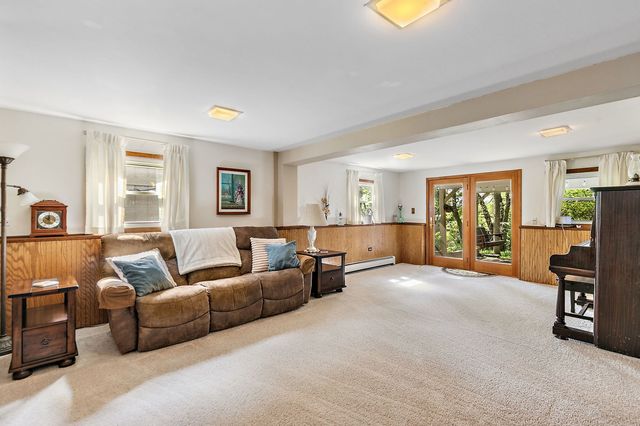 602 Delaware Drive, Lake In The Hills, IL 60156
