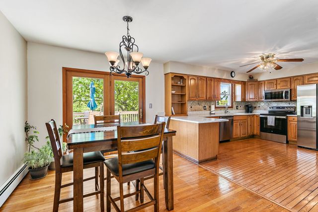602 Delaware Drive, Lake In The Hills, IL 60156