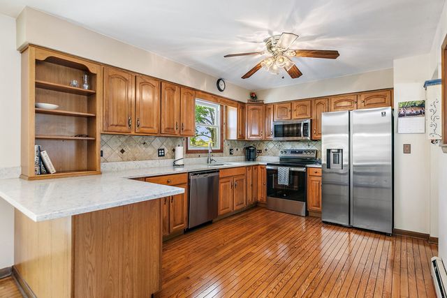 602 Delaware Drive, Lake In The Hills, IL 60156
