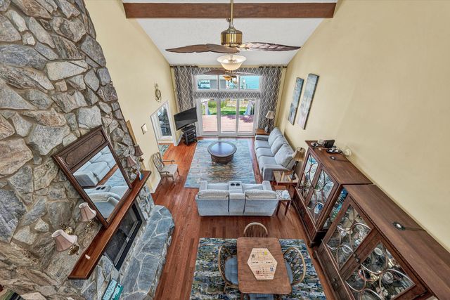 226 Pine Bay DR, Union Hall, VA 24176