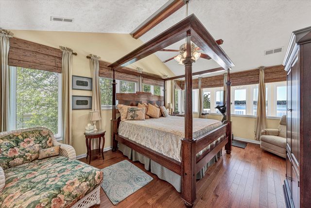 226 Pine Bay DR, Union Hall, VA 24176