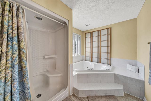 226 Pine Bay DR, Union Hall, VA 24176