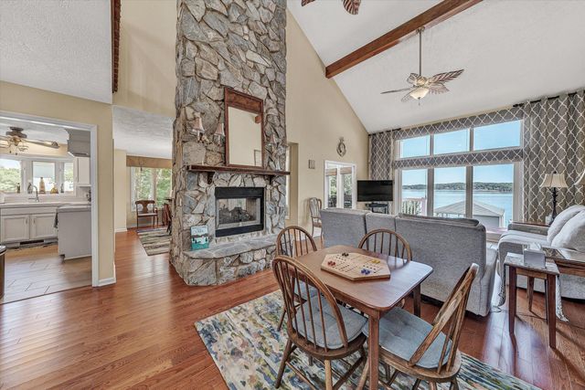 226 Pine Bay DR, Union Hall, VA 24176