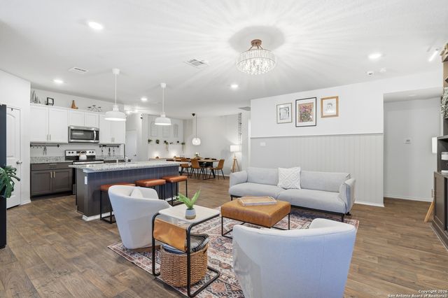 404 Signe, Seguin, TX 78155