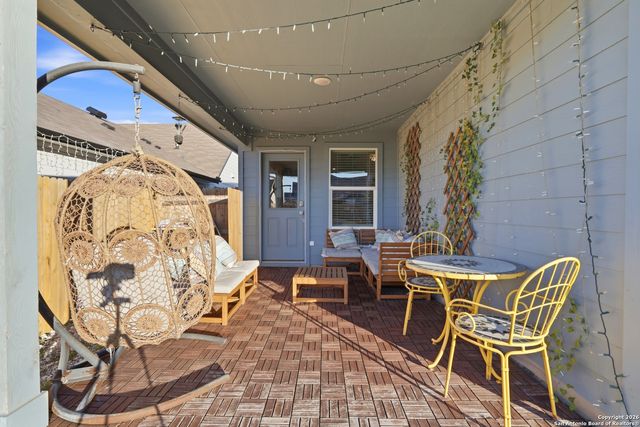 404 Signe, Seguin, TX 78155