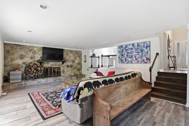 6361 Creekside Lane, Indianapolis, IN 46220