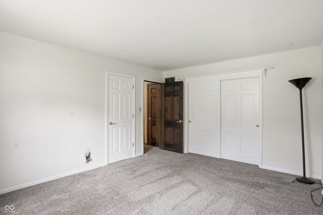 6361 Creekside Lane, Indianapolis, IN 46220