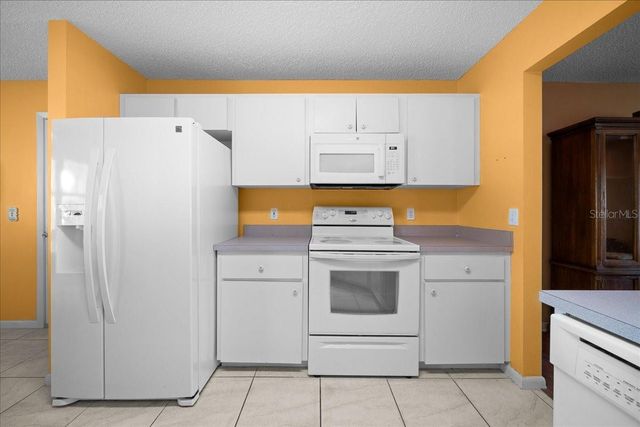 9721 SW 97TH LANE, Ocala, FL 34481