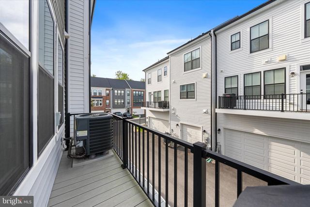 7413 ROCKY CREEK TER, Annandale, VA 22003