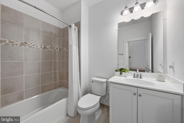 7413 ROCKY CREEK TER, Annandale, VA 22003