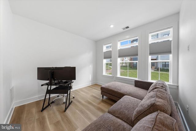 7413 ROCKY CREEK TER, Annandale, VA 22003