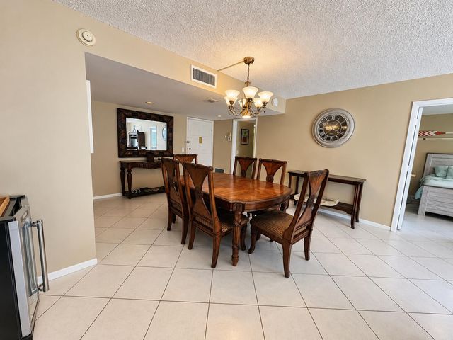 3570 S OCEAN Boulevard 809, South Palm Beach, FL 33480