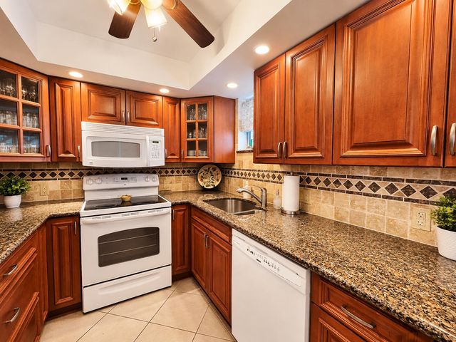 3570 S OCEAN Boulevard 809, South Palm Beach, FL 33480