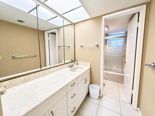 3570 S OCEAN Boulevard 809, South Palm Beach, FL 33480