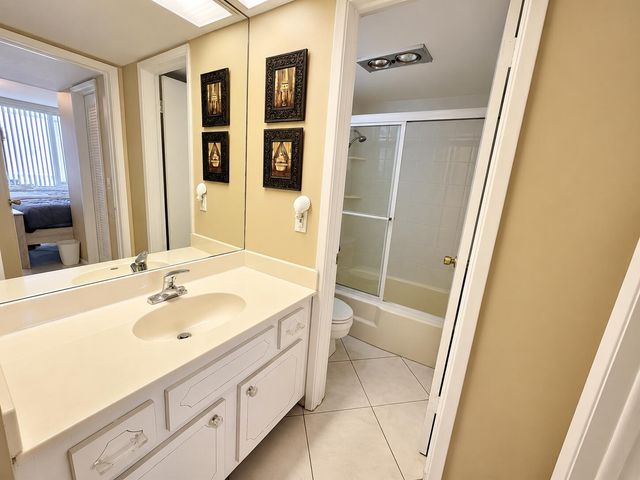 3570 S OCEAN Boulevard 809, South Palm Beach, FL 33480