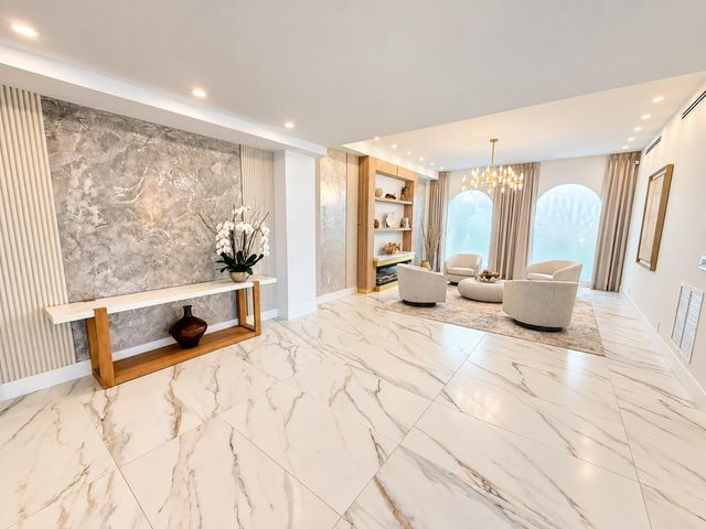 3570 S OCEAN Boulevard 809, South Palm Beach, FL 33480