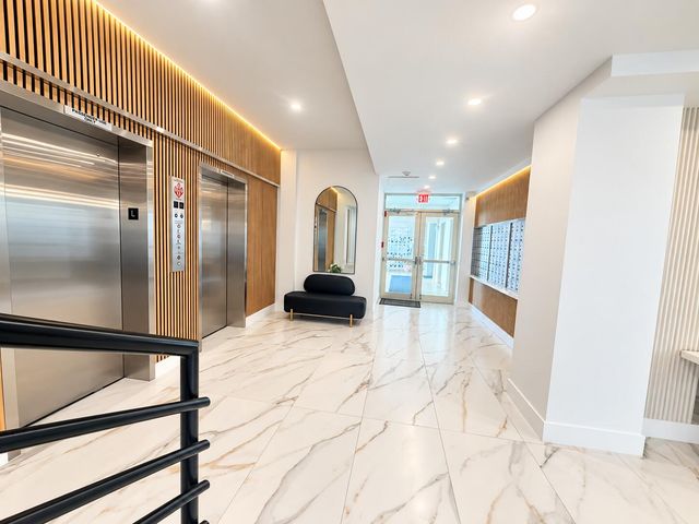 3570 S OCEAN Boulevard 809, South Palm Beach, FL 33480