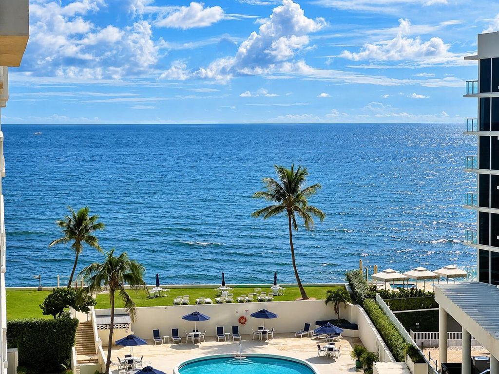 3570 S OCEAN Boulevard 809, South Palm Beach, FL 33480