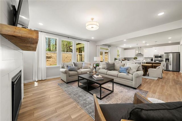 392 Riverwood Drive, Dallas, GA 30157