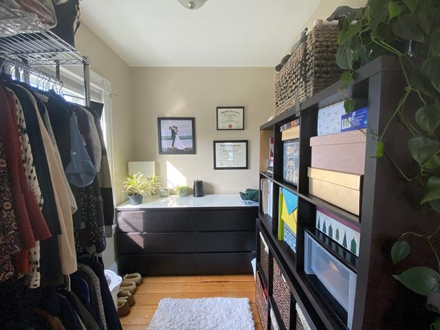 643 Saratoga St 3, Boston, MA 02128