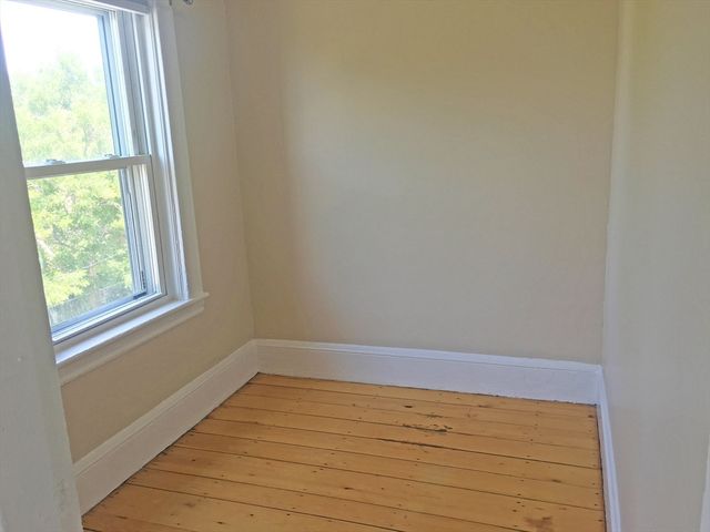 643 Saratoga St 3, Boston, MA 02128
