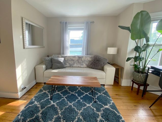 643 Saratoga St 3, Boston, MA 02128