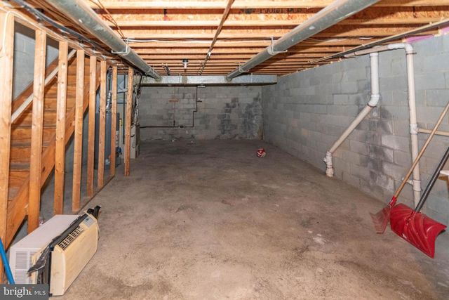 1011 HILLMAN ST, Baltimore, MD 21202