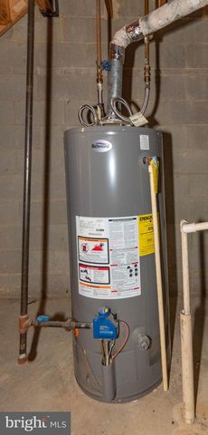 1011 HILLMAN ST, Baltimore, MD 21202