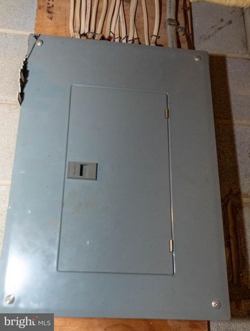 1011 HILLMAN ST, Baltimore, MD 21202