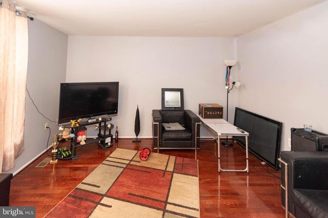 1011 HILLMAN ST, Baltimore, MD 21202