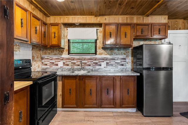141 Lone Eagle Way, Iva, SC 29655