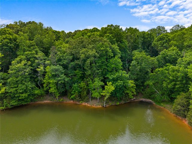 141 Lone Eagle Way, Iva, SC 29655