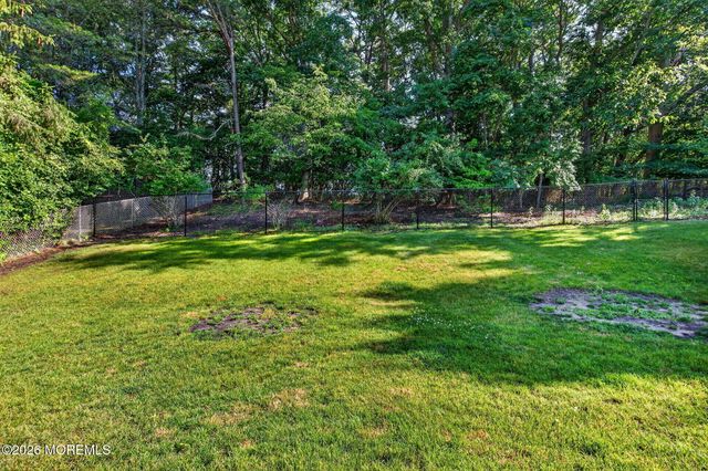 885 Yellowbank Road, Toms River, NJ 08753